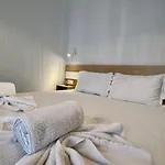 Issos Residence
