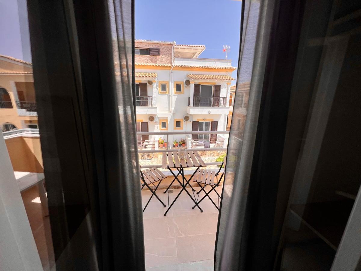 Issos Aparthotel Agios Georgios (Corfu)