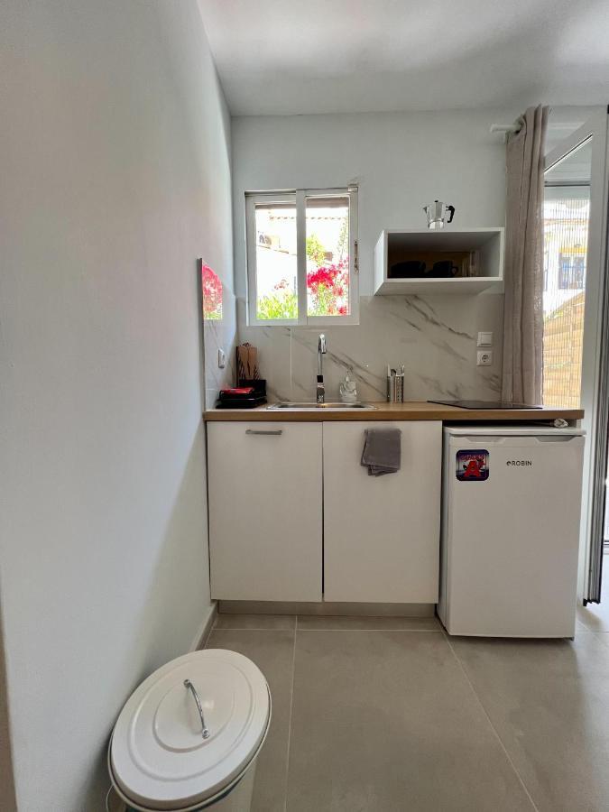 Aparthotel Issos *